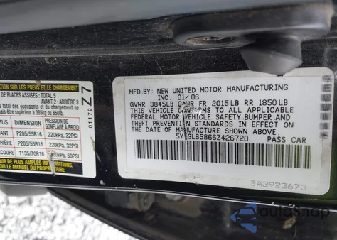 2006 Pontiac Vibe z USA, uszkodzony, nr VIN 5Y2SL65866Z426720